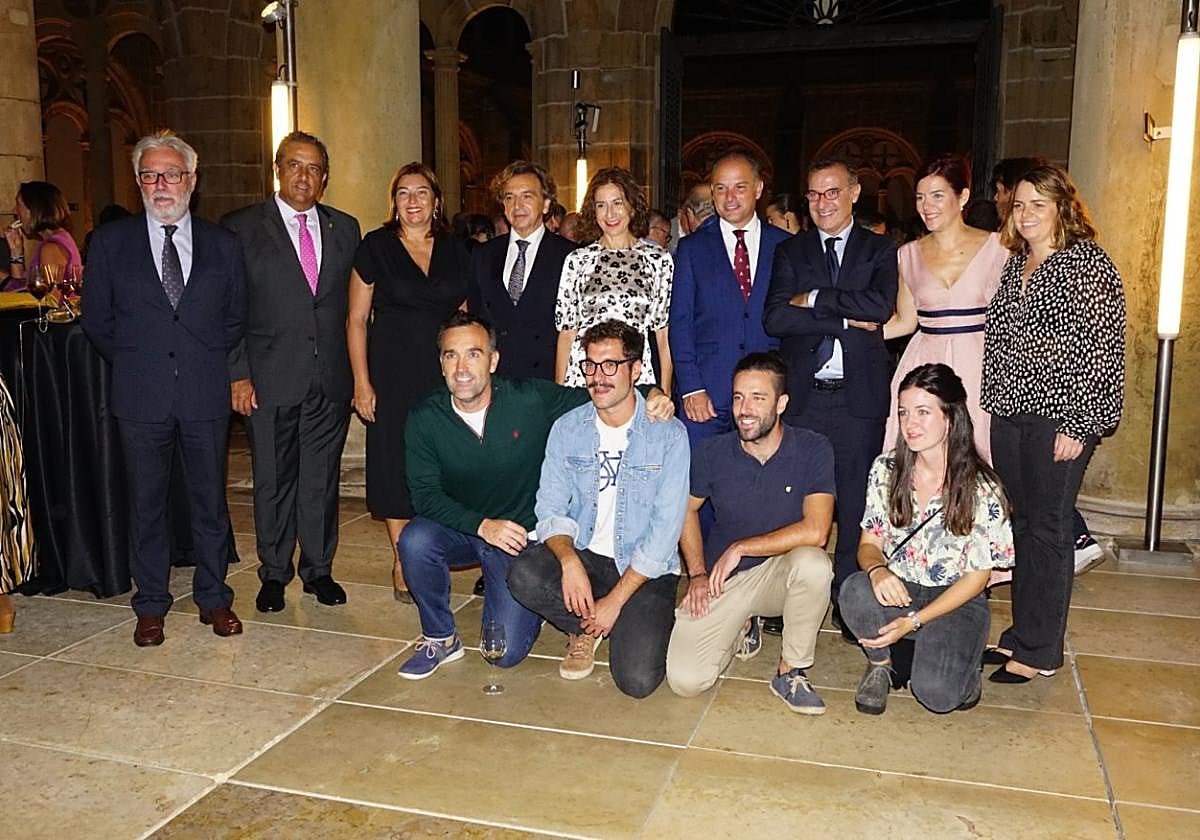 Miembros de la Junta del Colegio de Gipuzkoa y del Consejo de Arquitectura Técnica de España.