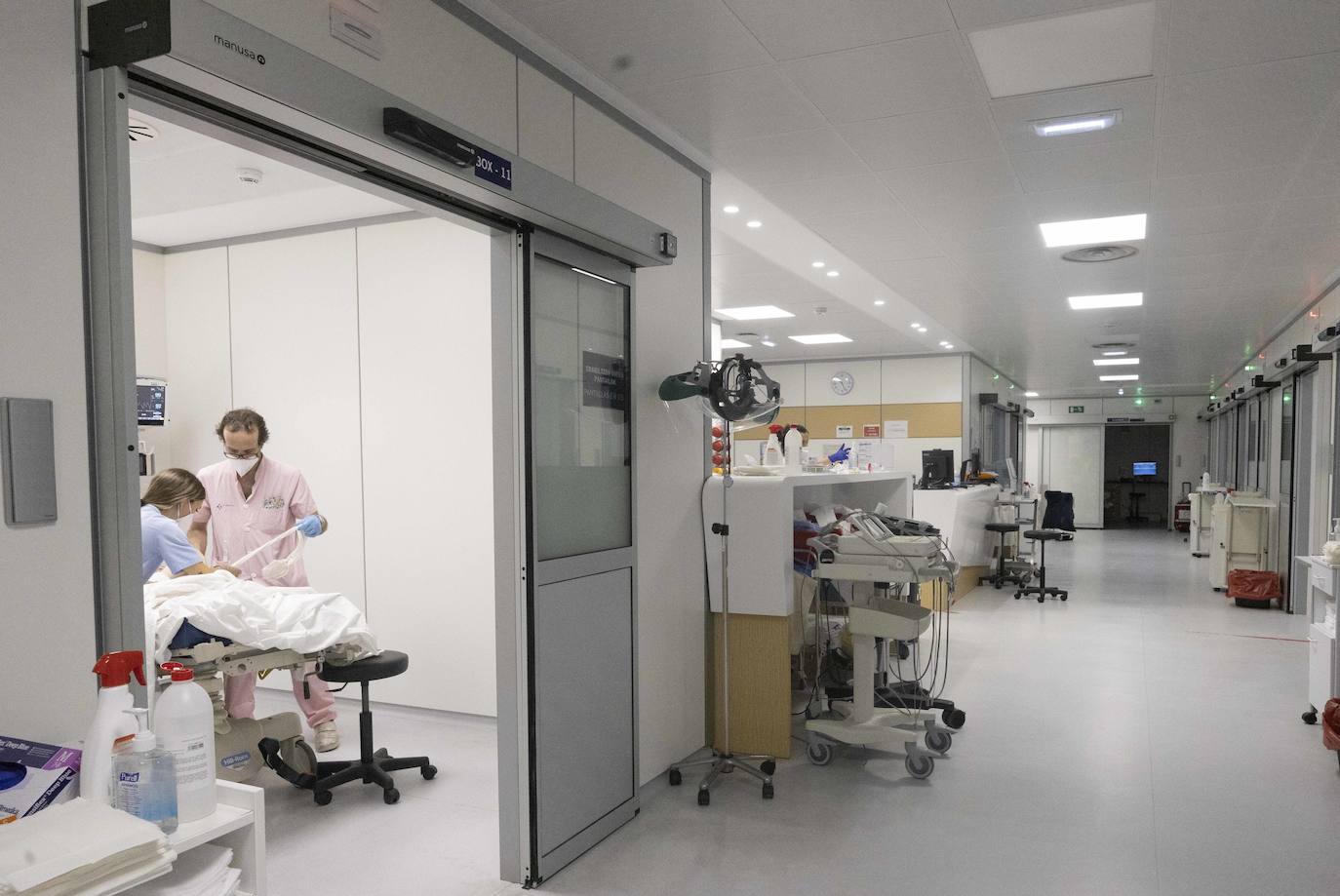 Uno de los boxes cerrados en la nueva área de resultados. 