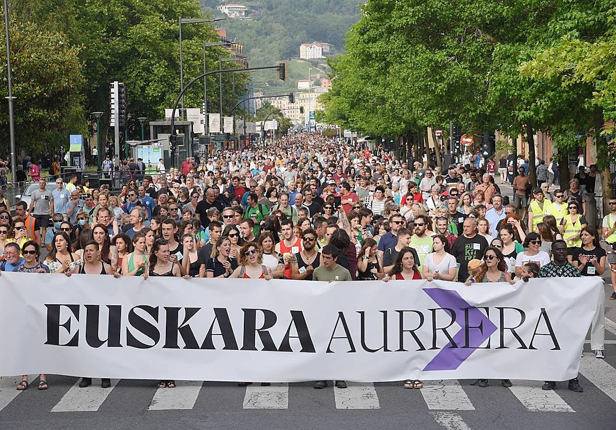 Manifestación en favor del euskera el pasado año en el Boulevard de Donostia.