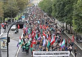 Cabeza de la manifestación que ha arrancado a las once y media de la mañana desde el Boulevard.