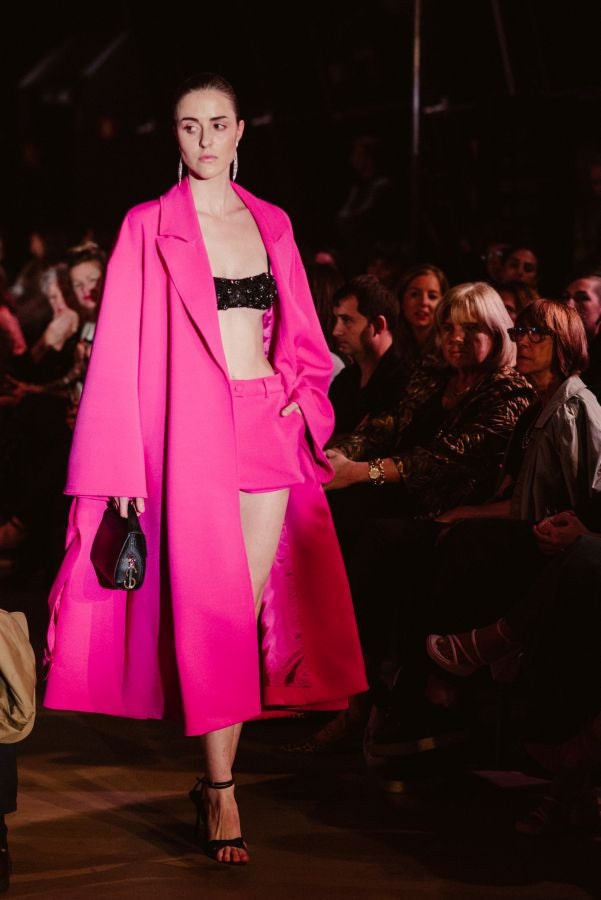 Desfile de Isabel Sanchis en Balenciaga