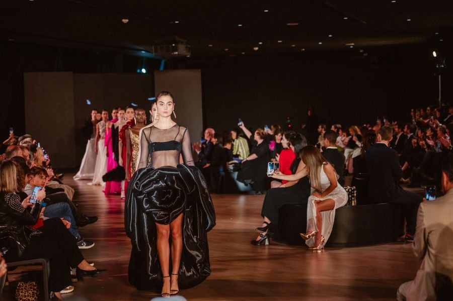 Desfile de Isabel Sanchis en Balenciaga