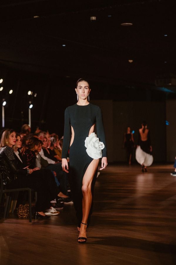 Desfile de Isabel Sanchis en Balenciaga