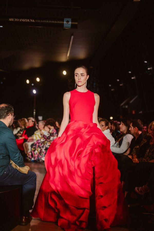 Desfile de Isabel Sanchis en Balenciaga