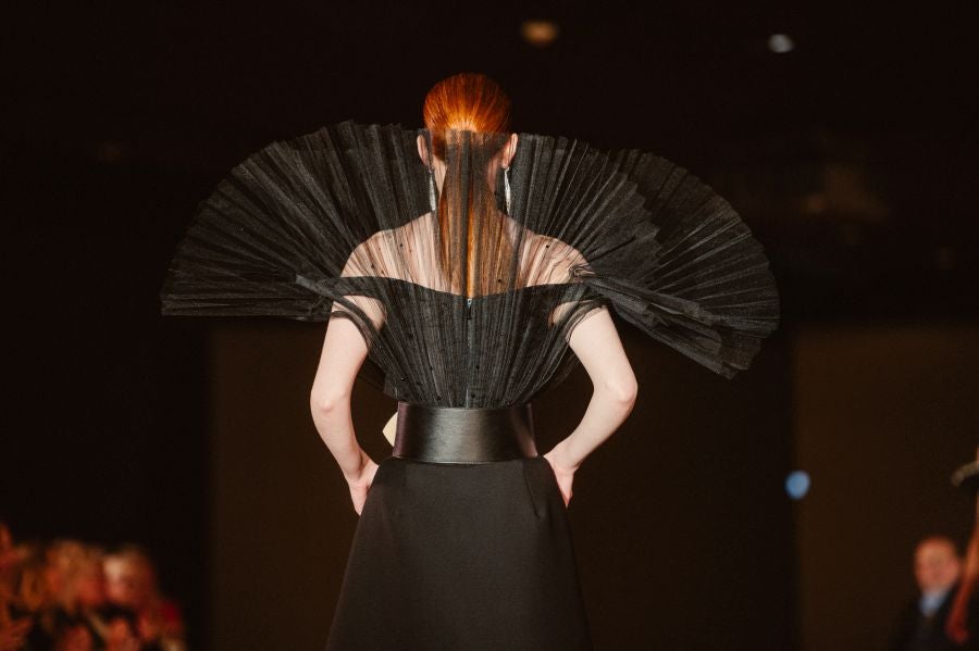 Desfile de Isabel Sanchis en Balenciaga