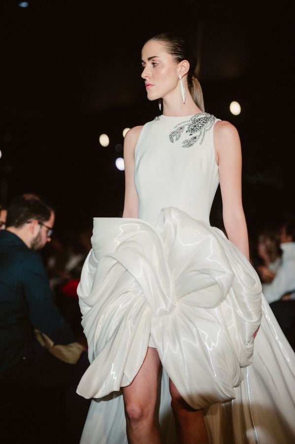 Desfile de Isabel Sanchis en Balenciaga