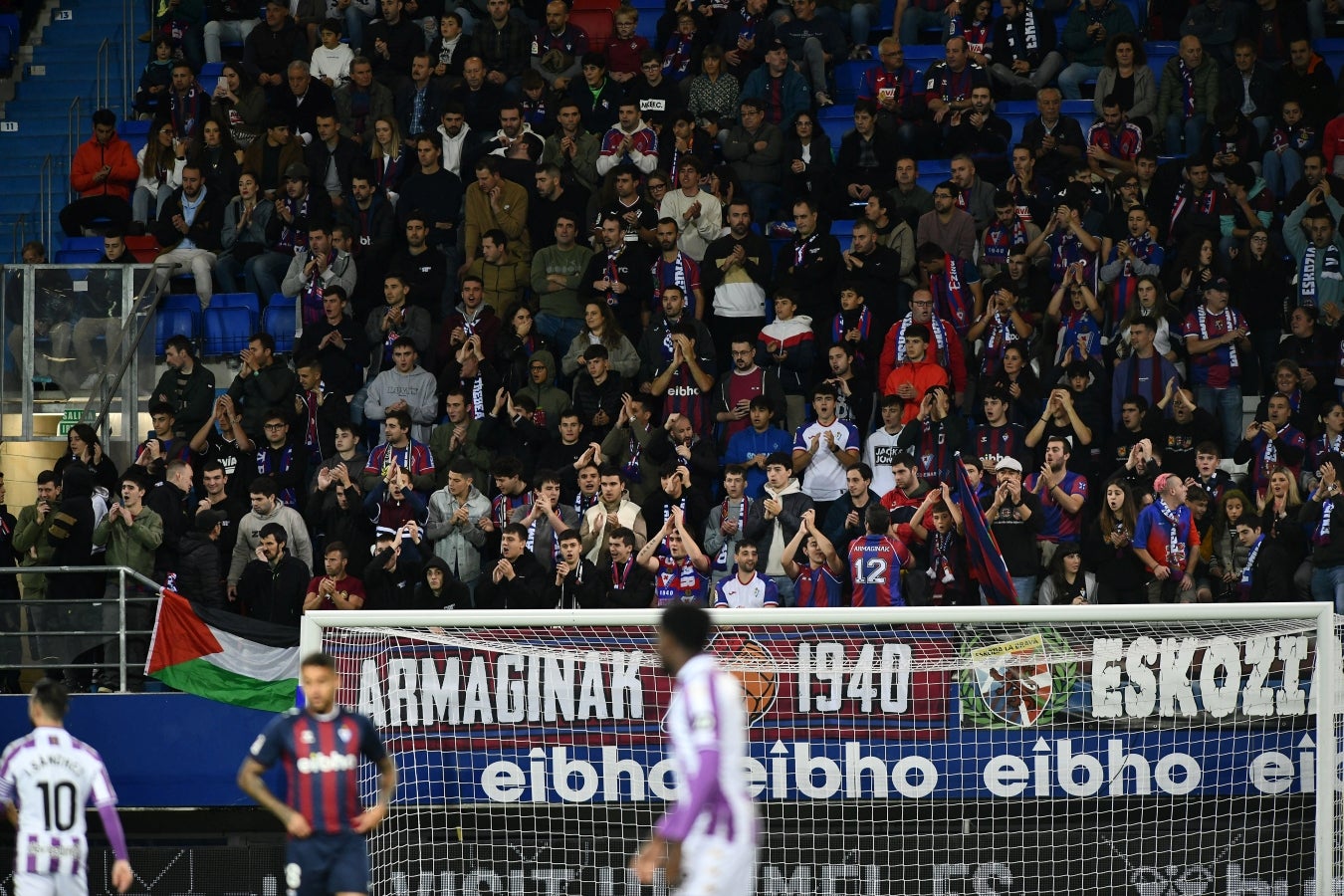 Las mejores imágenes de la &#039;manita&#039; del Eibar al Valladolid