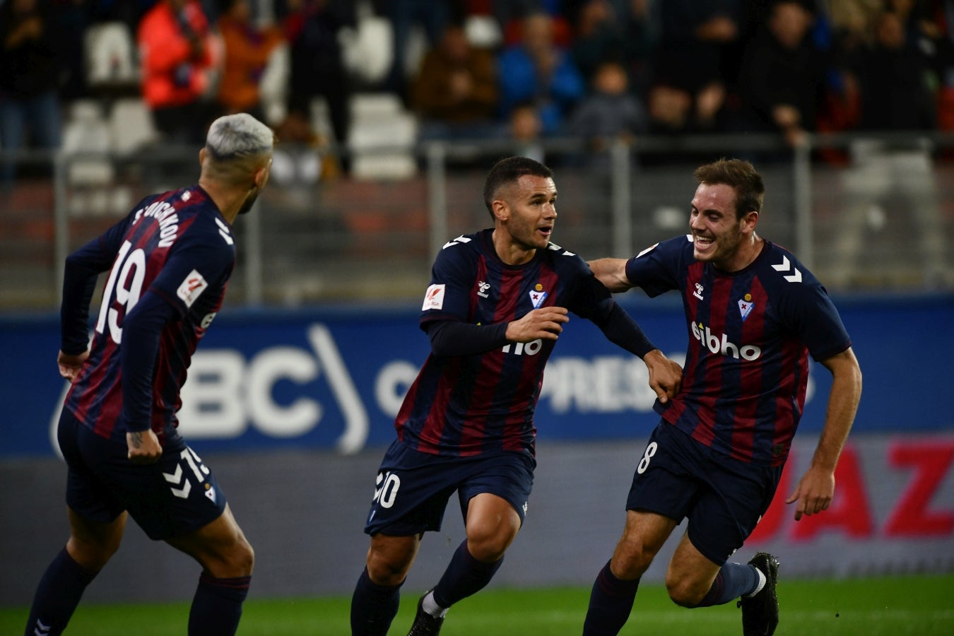 Las mejores imágenes de la &#039;manita&#039; del Eibar al Valladolid