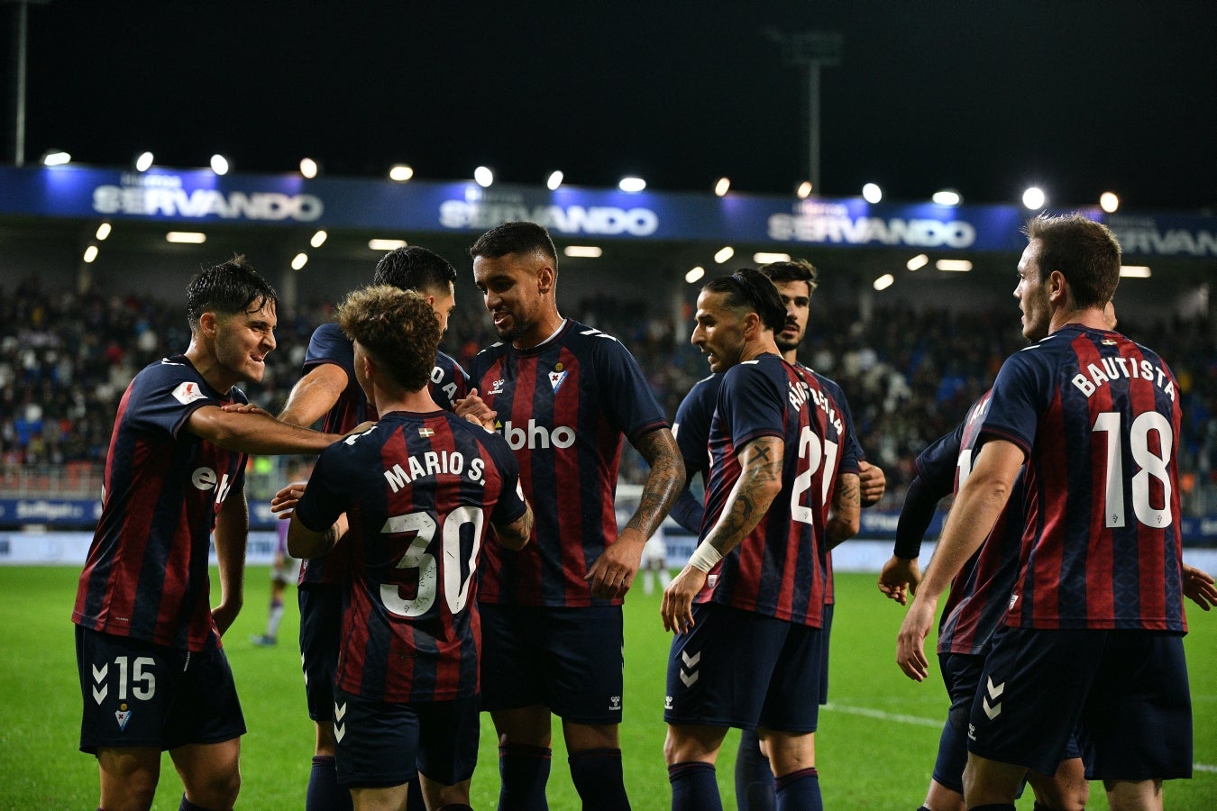 Las mejores imágenes de la &#039;manita&#039; del Eibar al Valladolid