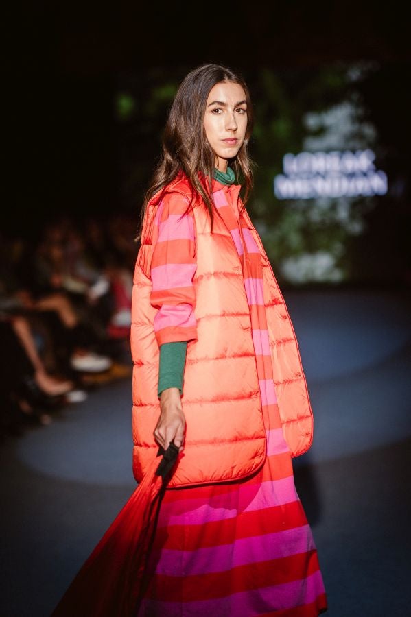 Loreak Mendian fusiona formas atemporales