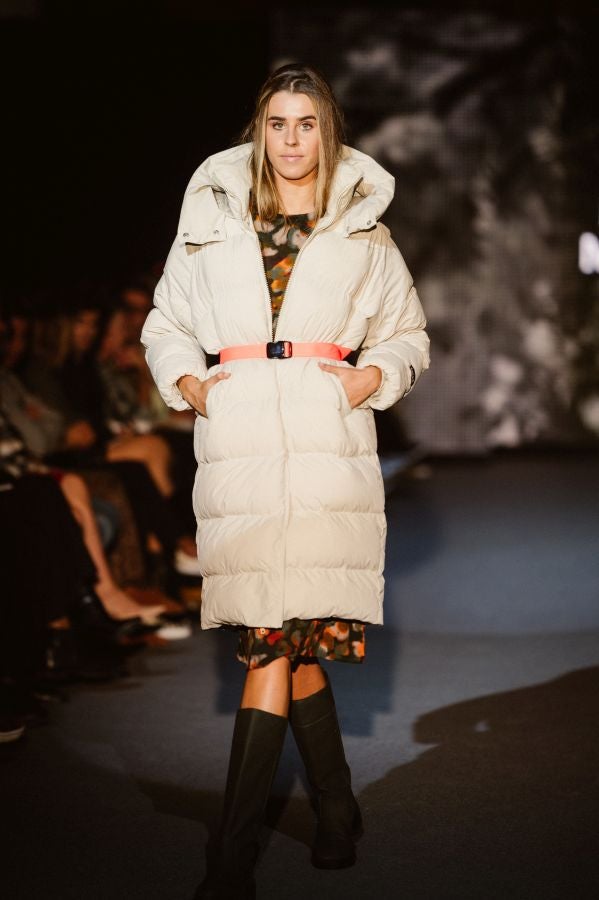 Loreak Mendian fusiona formas atemporales