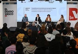 El DV Gunea se llenó para seguir una interesante jornada que contó con tres ponencias y dos mesas de diálogo.