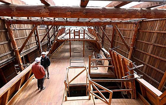 San Juan Baleontziaren erreplika lanek aurrera jarraitzen dute Albaolan.