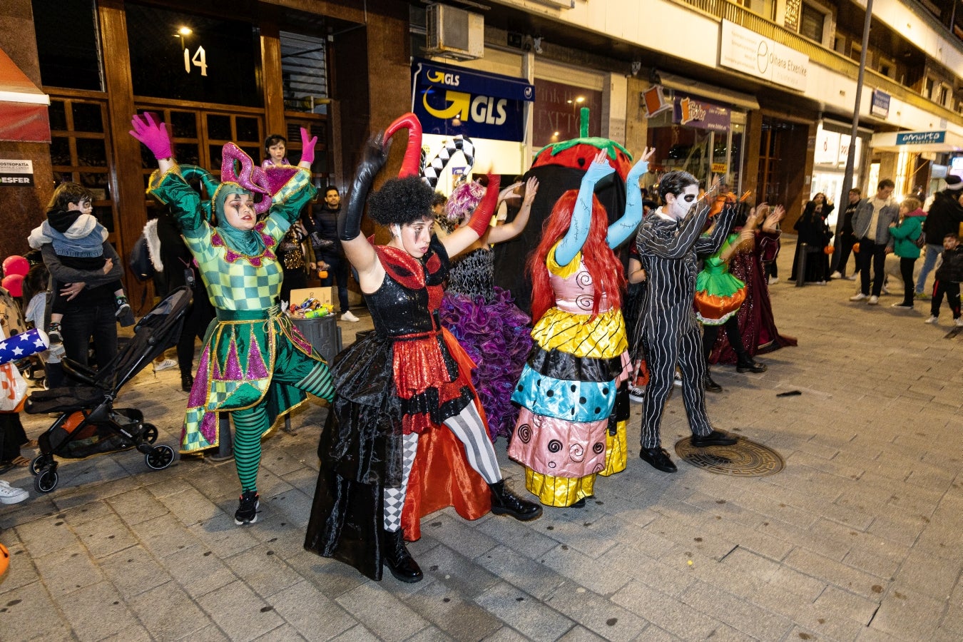 Las mejores fotos de Gau Beltza en Gipuzkoa