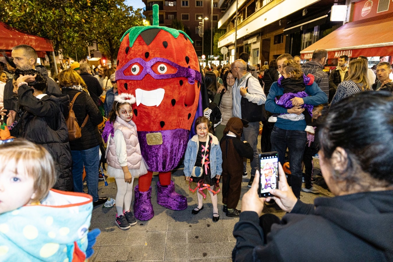 Las mejores fotos de Gau Beltza en Gipuzkoa