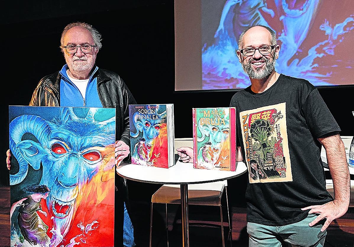 El autor Gregorio Muro Harriet y el comisario Jorge Madejón.