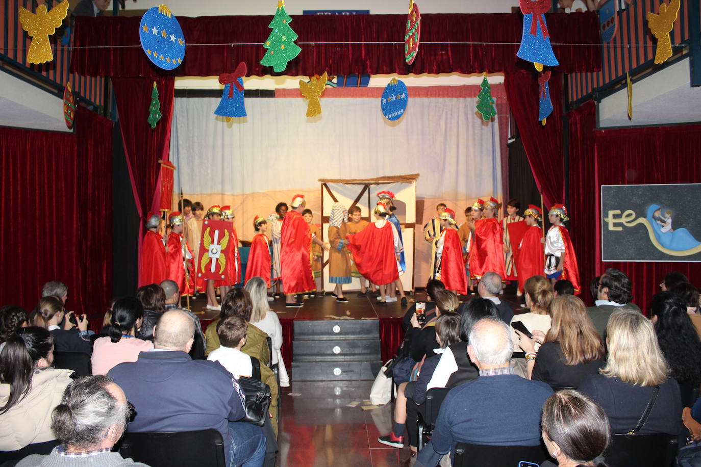 Imagen secundaria 1 - ALa lectura y el teatro, ejes de la educación del centro Erain. 