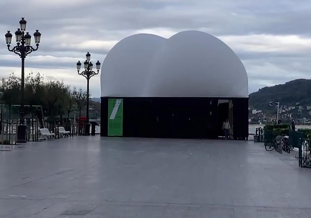 El pabellón 'Argi' instalado en Alderdi Eder