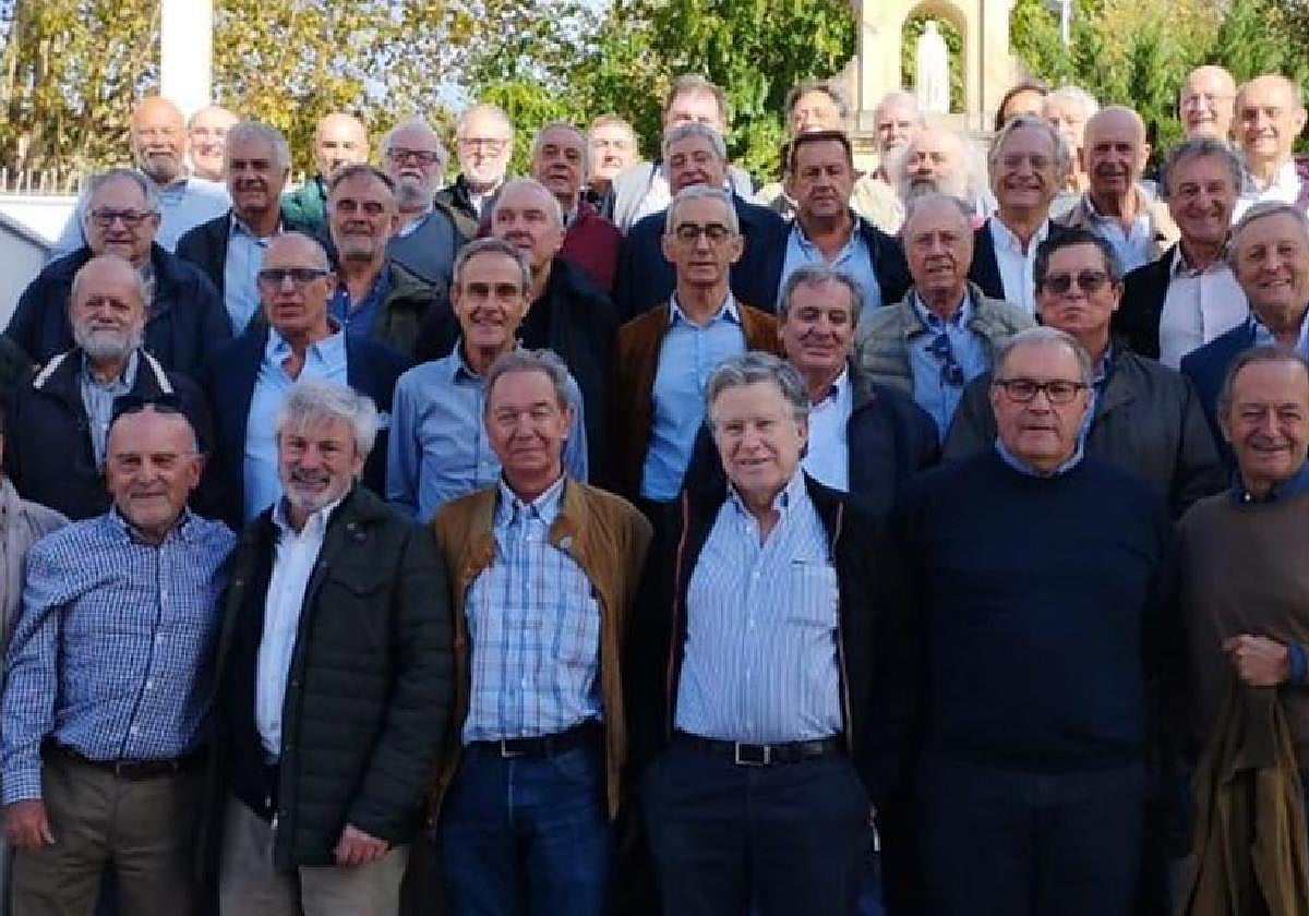 Gran número de compañeros de Jesuitas se reunieron para recordar su etapa escolar.