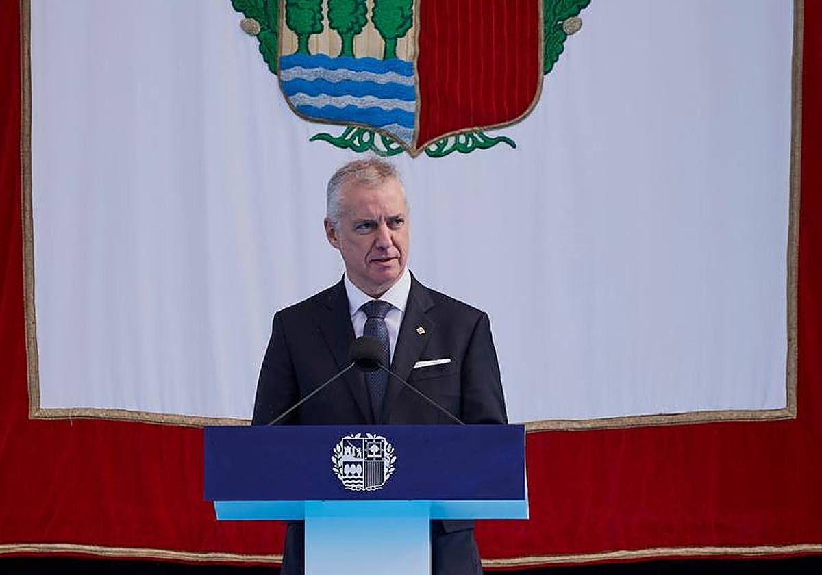 El lehendakari Iñigo Urkullu, en el acto de entrega de credenciales a la última Promoción de la 'Euskal Polizia', este viernes.