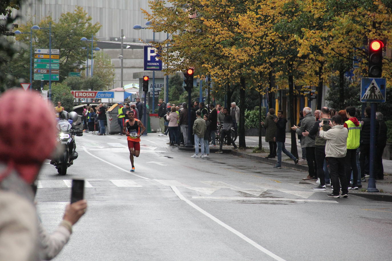 Fotos de la Behobia-San Sebastián 2023 a su paso por Errenteria