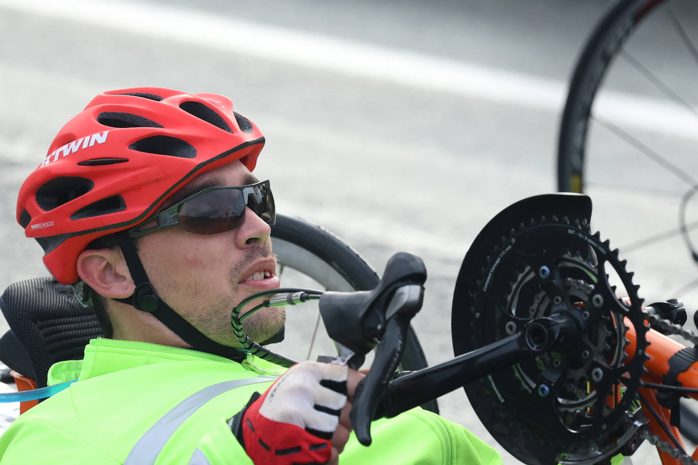 Fotos de las handbikes de la Behobia 2023