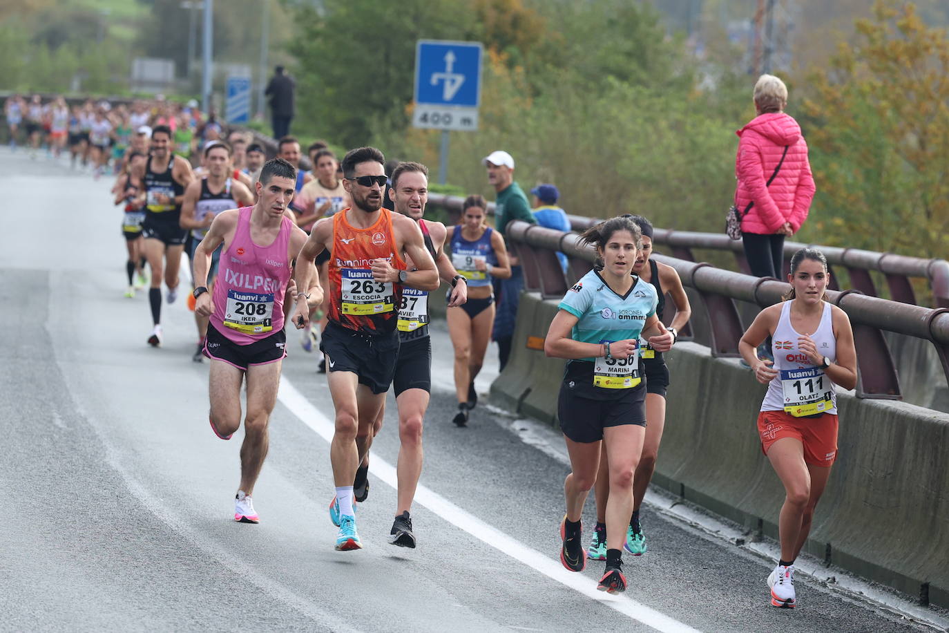 Fotos de la Behobia 2023 a su paso por Gaintxurizketa