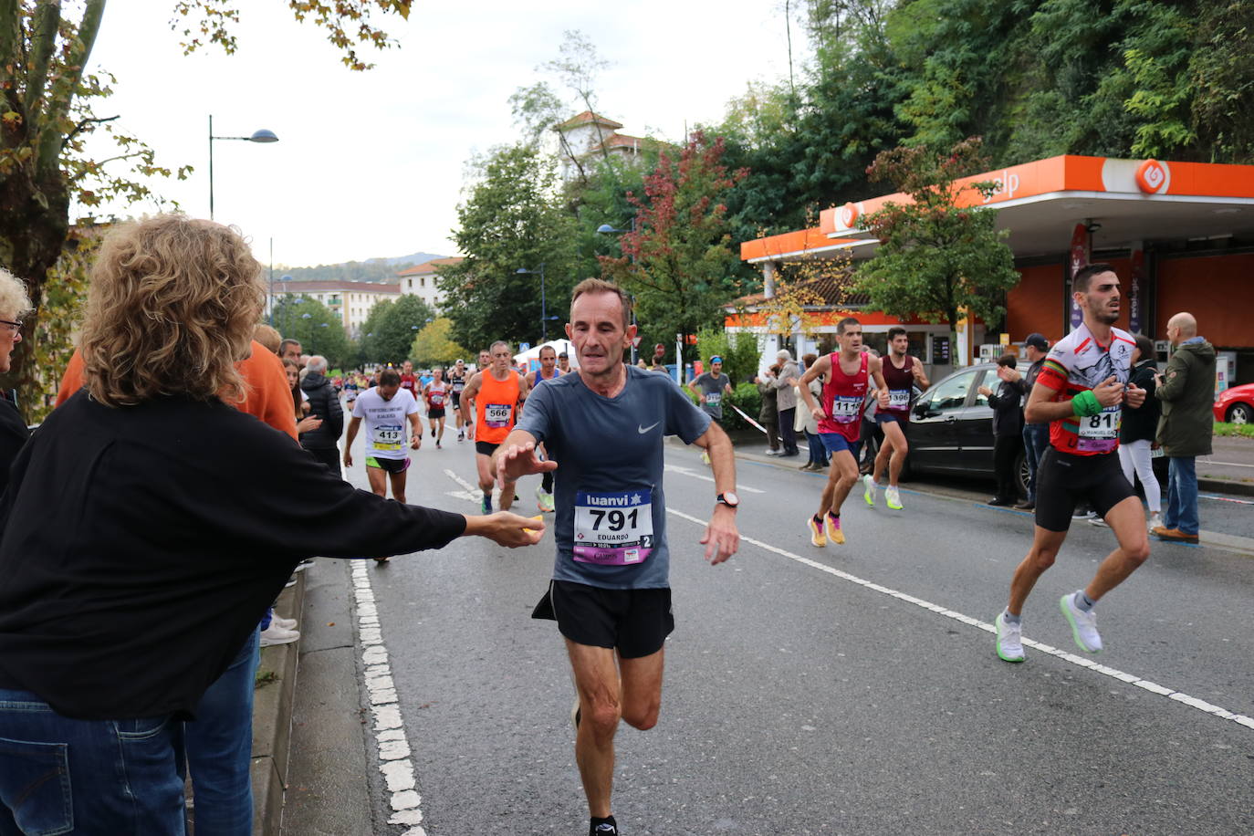 Fotos de la Behobia-San Sebastián 2023 a su paso por Errenteria