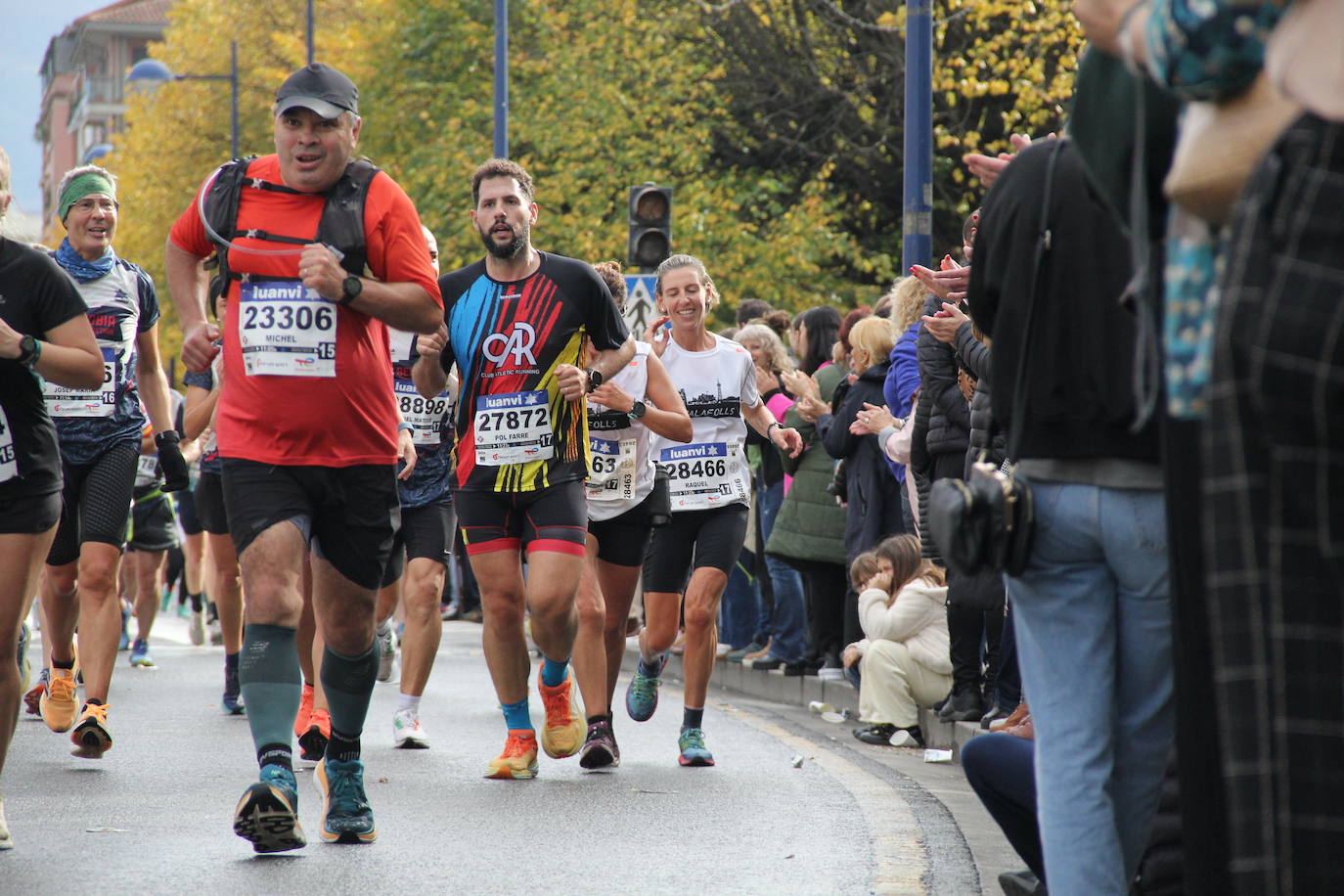 Fotos de la Behobia-San Sebastián 2023 a su paso por Errenteria