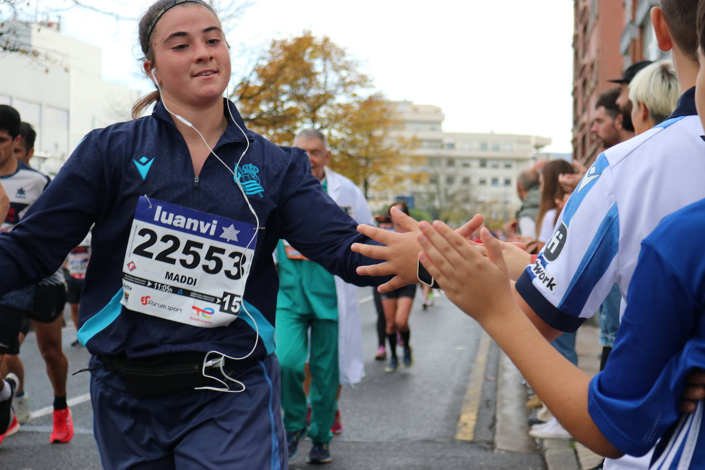 Fotos de la Behobia-San Sebastián 2023 a su paso por Errenteria