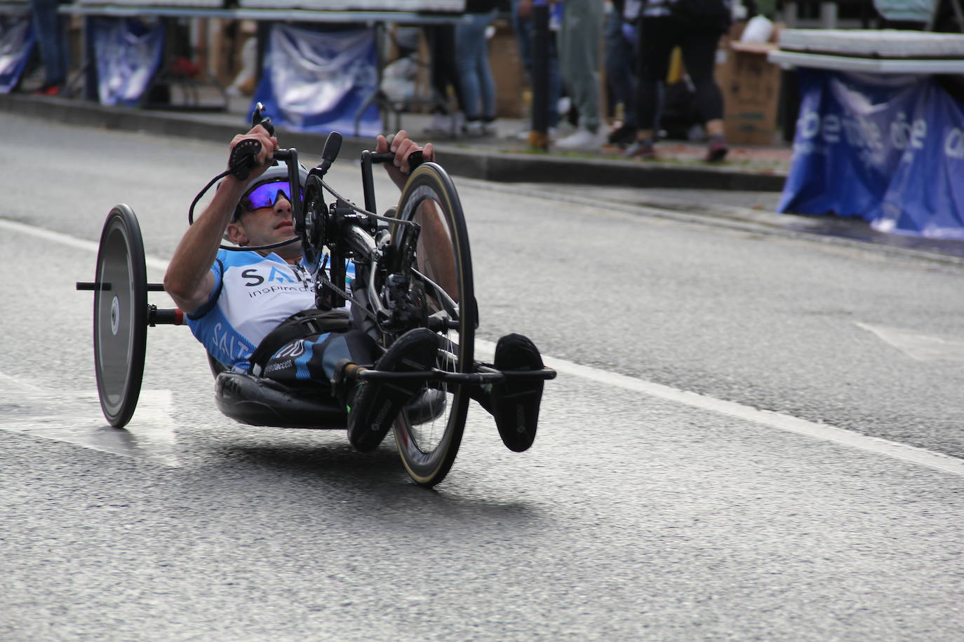 Fotos de la Behobia-San Sebastián 2023 a su paso por Errenteria