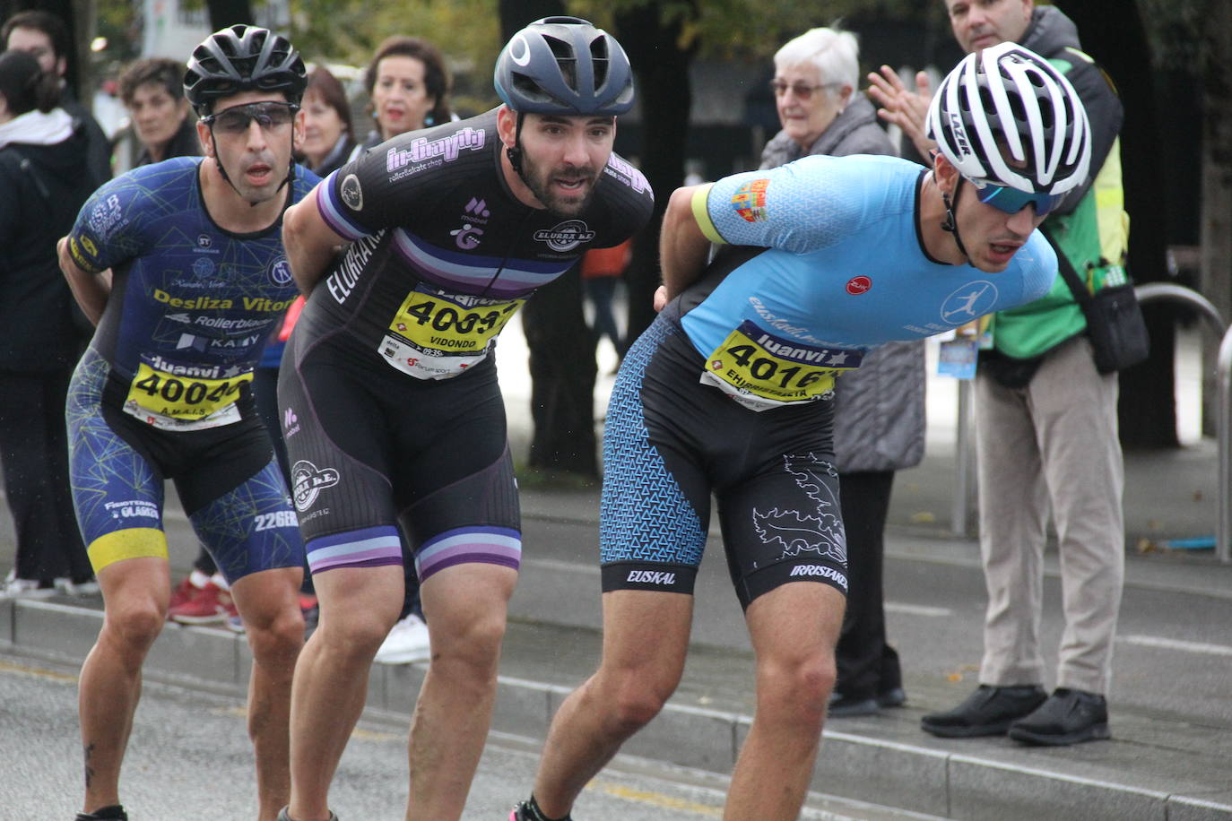 Fotos de la Behobia-San Sebastián 2023 a su paso por Errenteria