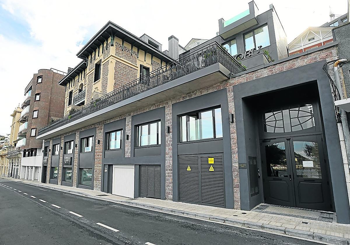 El hotel ha paralizado su actividad ante la orden de cierre dictada por el Ayuntamiento.