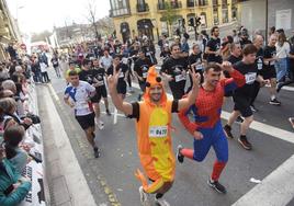 Participantes de la San Silvestre donostiarra de 2022