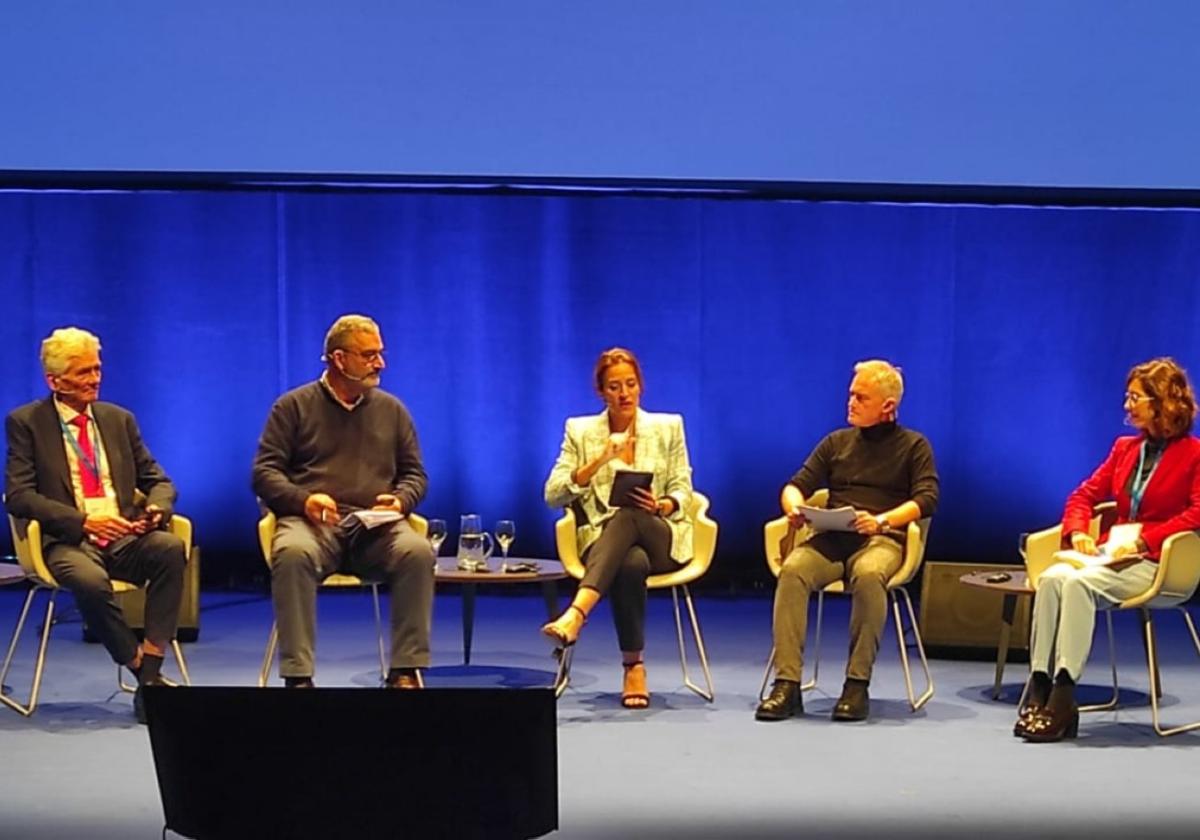 Jon Luqui durante su participación en el concreso, desarrollado entre los días 8 y 9 en Donostia.