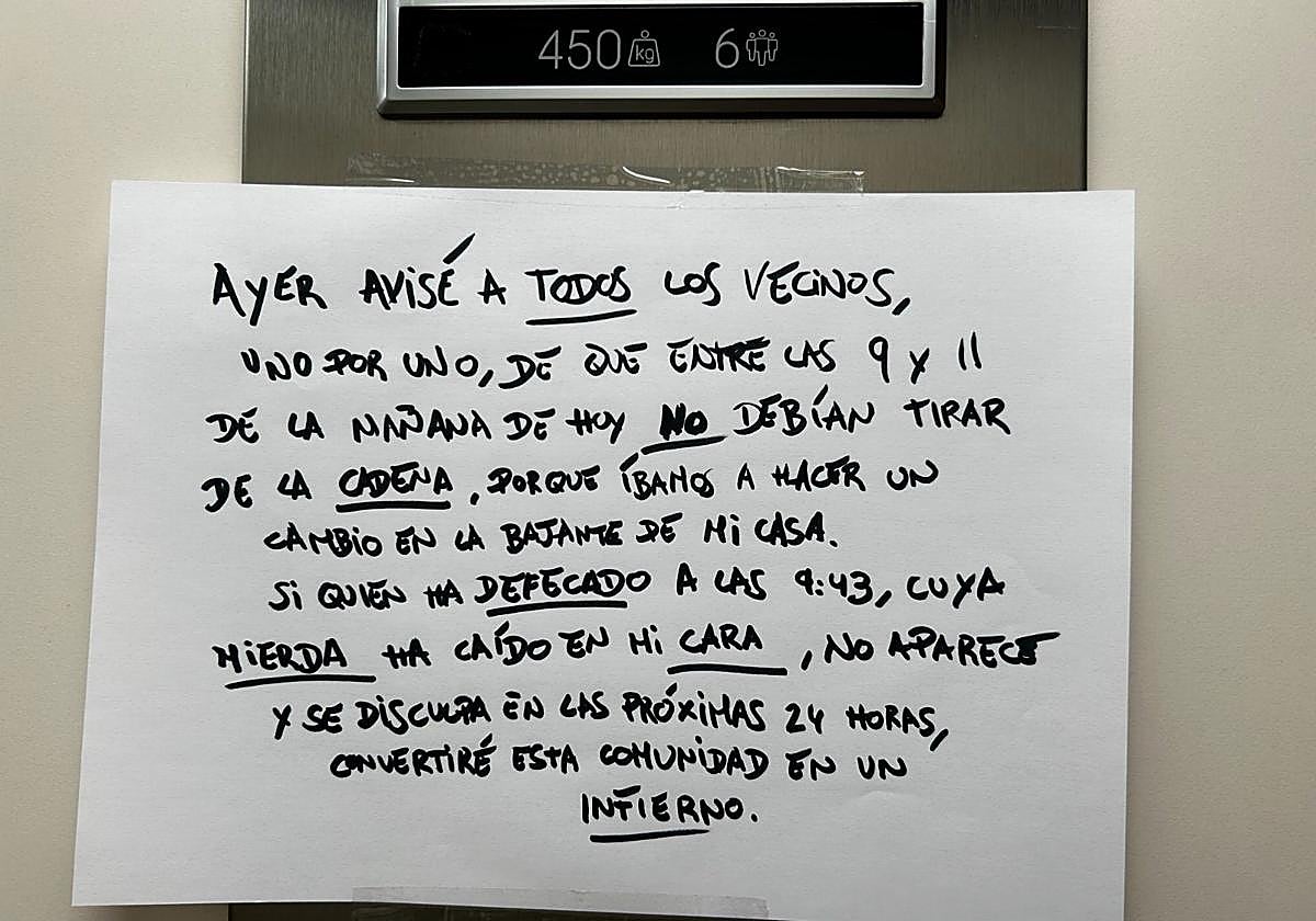 El cartel para un vecino por defecar: «Si no se disculpa en 24 horas...»