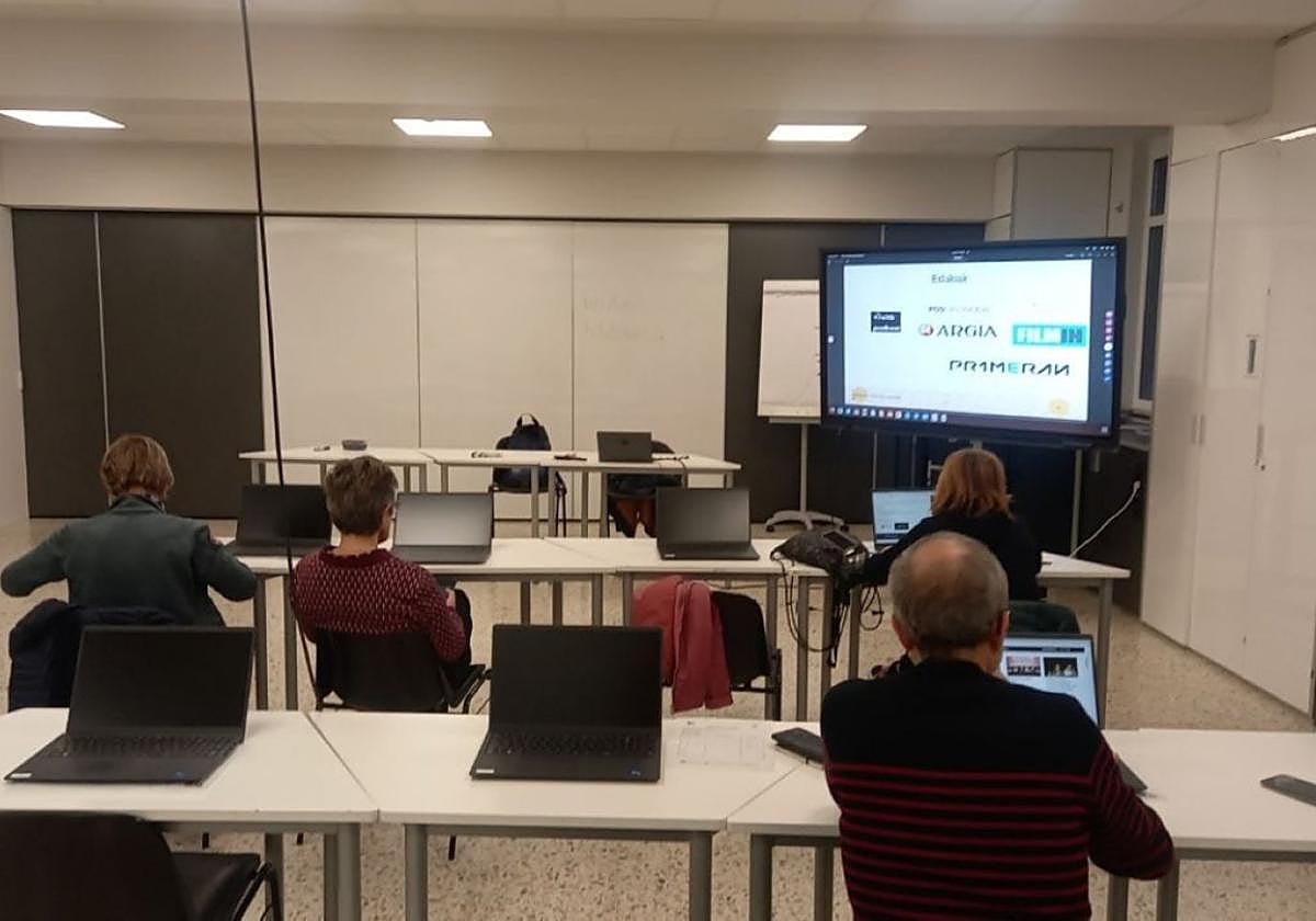 Al curso de Talaios Koop en colaboración con Don Bosco le quedan dos últimos talleres.