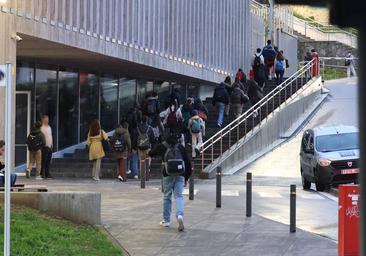 Los colegios intentan volver a la rutina escolar a la espera de las denuncias