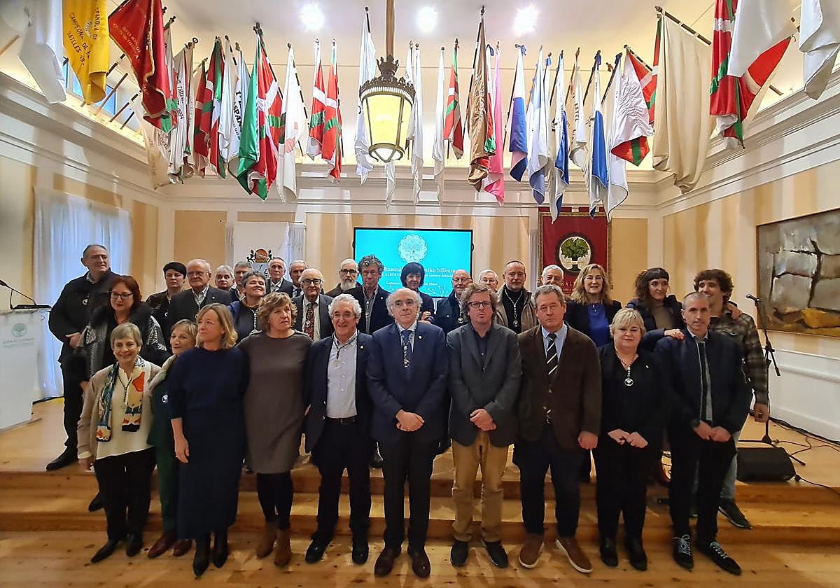 Andres Alberdiren sarrera-hitzaldia Getarian