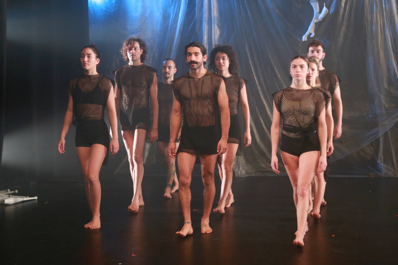 Ensayo general de la compañía ZircuSS