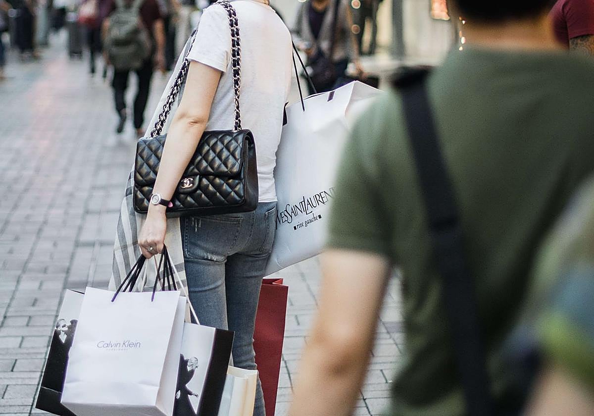 Esta versión original del 'Timeless' de Chanel es uno de los modelos más imitados.