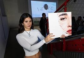 Izaro, muestra la carátula de su nuevo disco