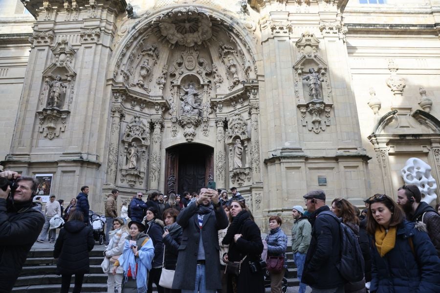 Una Donostia soleada recibe a los turistas