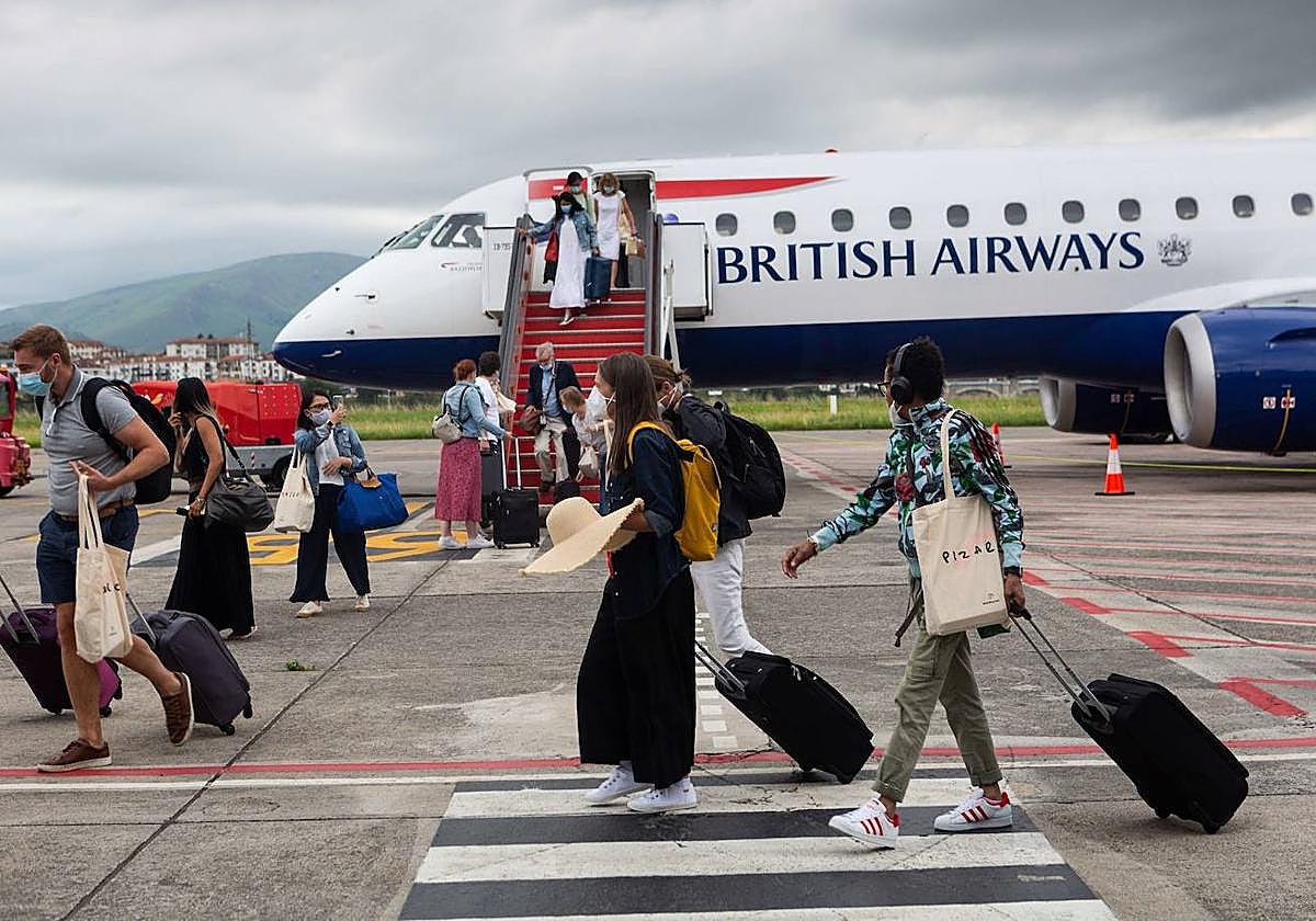 Los viajeros podrán viajar a Edimburgo desde Donostia.