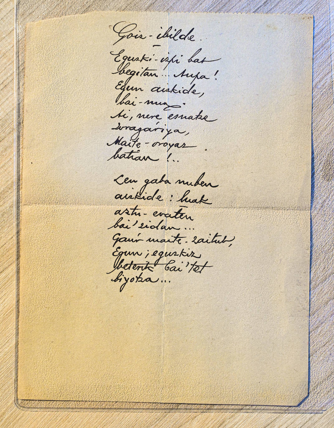 Azoka, jendez gainezka