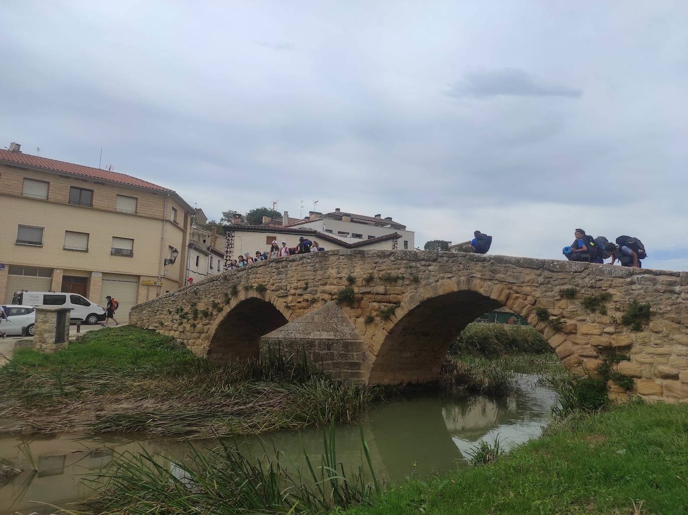 Imagen principal - Larramendi Bidea egiten