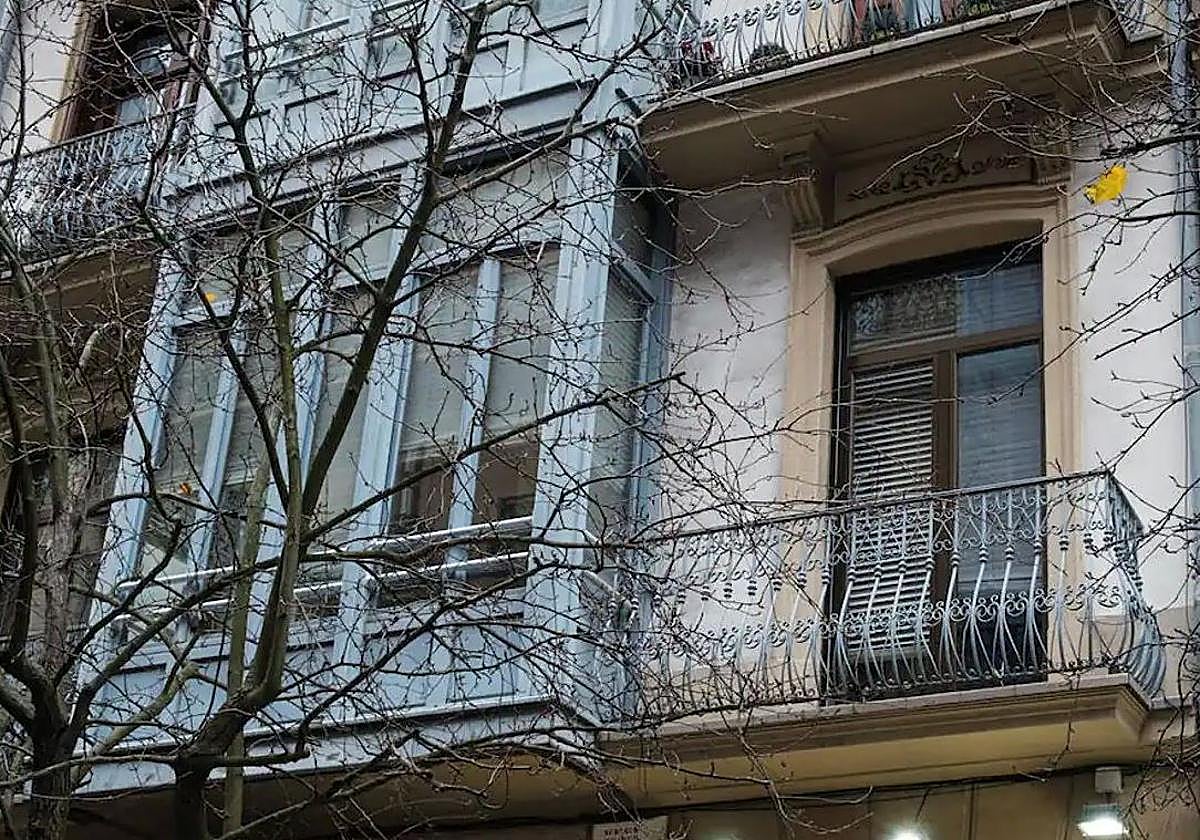 Sede donostiarra de Herrero Brigantina, en la calle Txurruka, cerrada desde verano.