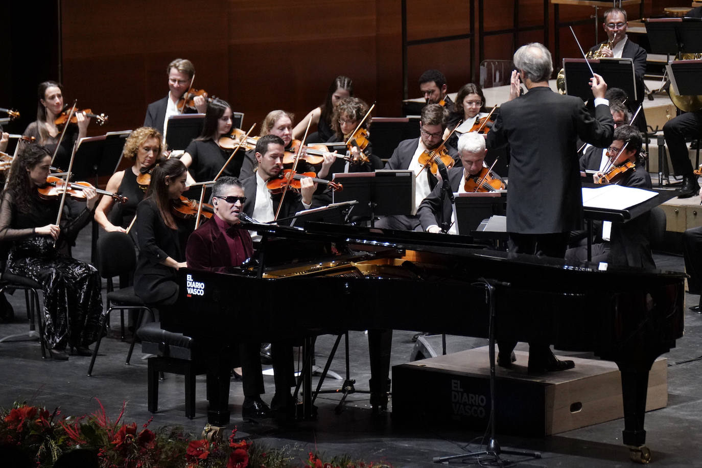 Un Kursaal repleto disfrutó con el concierto