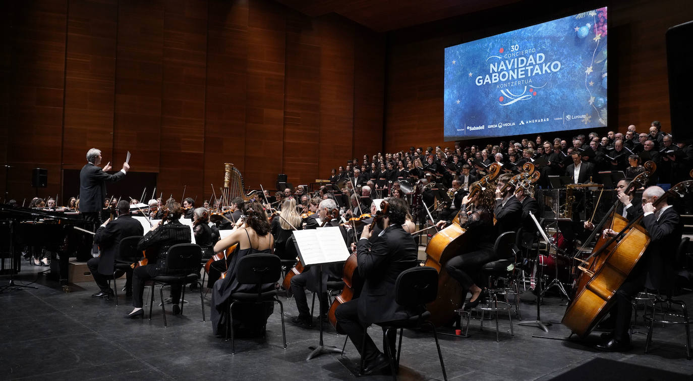 Un Kursaal repleto disfrutó con el concierto
