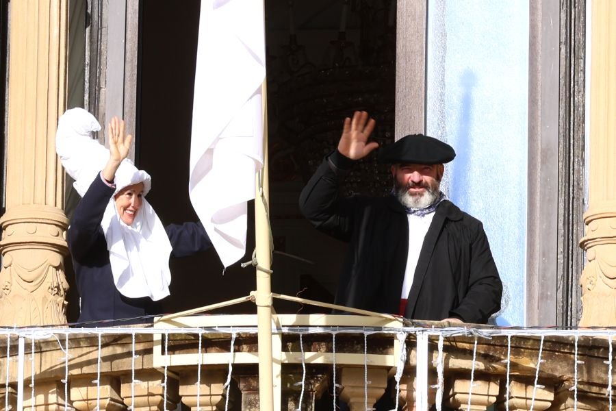 Olentzero y Mari Domingi en Donostia
